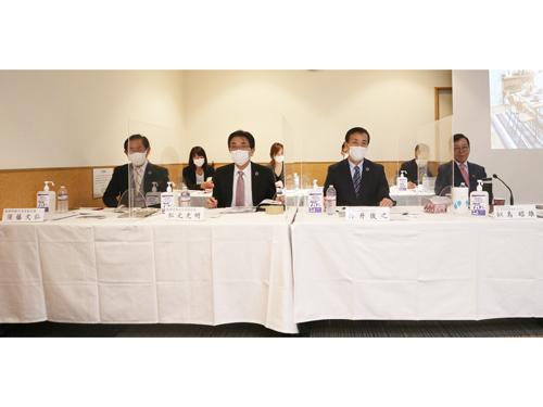 １０月２日に決算説明会を実施した